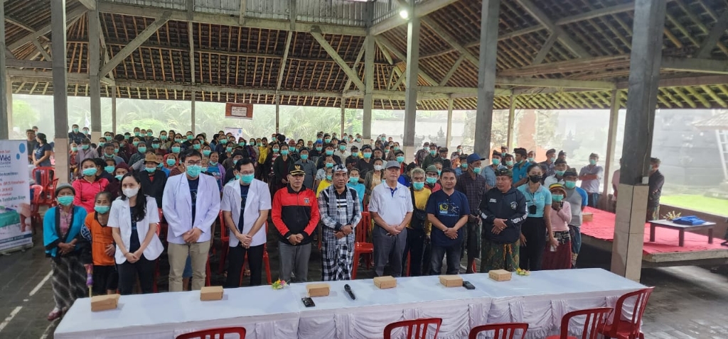 Balimed Karangasem Gelar Pemeriksaan Dan Pengobatan Gratis Di Desa Duda Timur