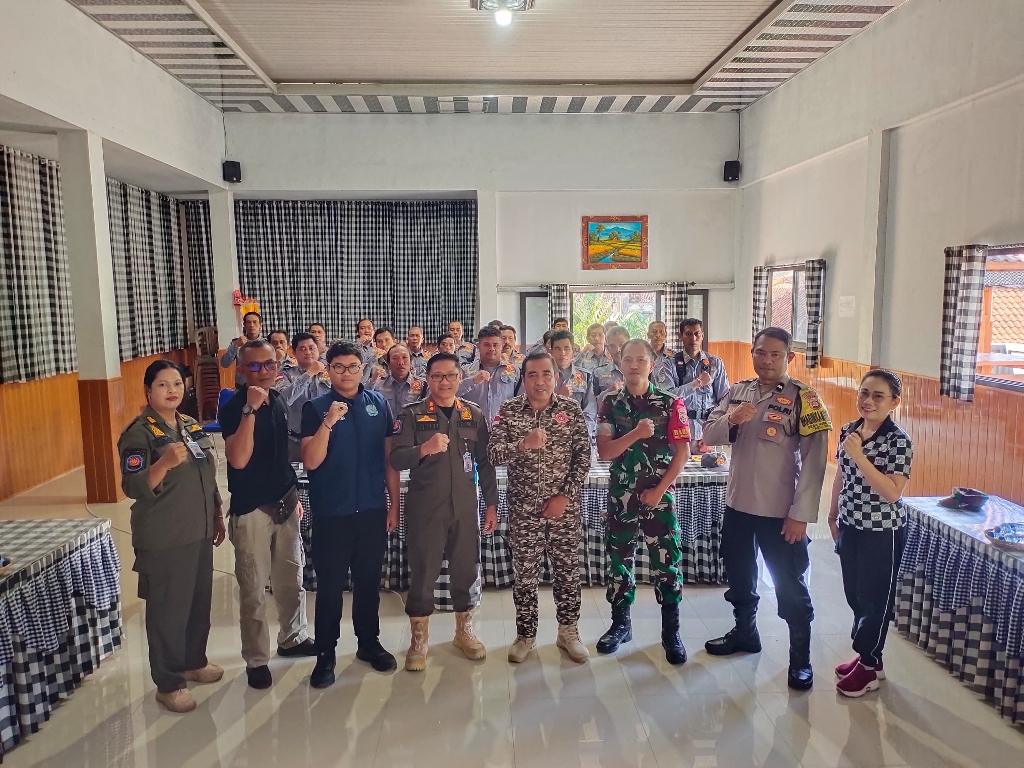 Penguatan Dan Peningkatan Kapasitas  Satuan Linmas Desa Duda Timur Tahun 2026